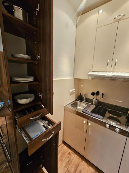 City Apartment Bratislava Exterior foto